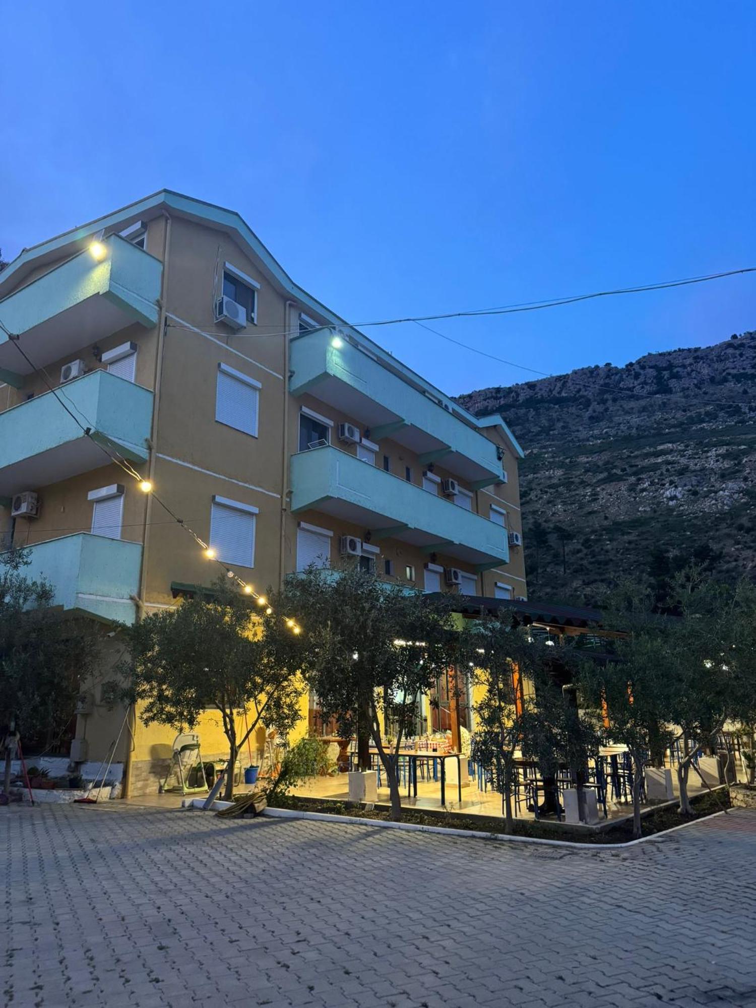 Bolonja Hotel